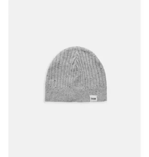 Beanie - Hug Me