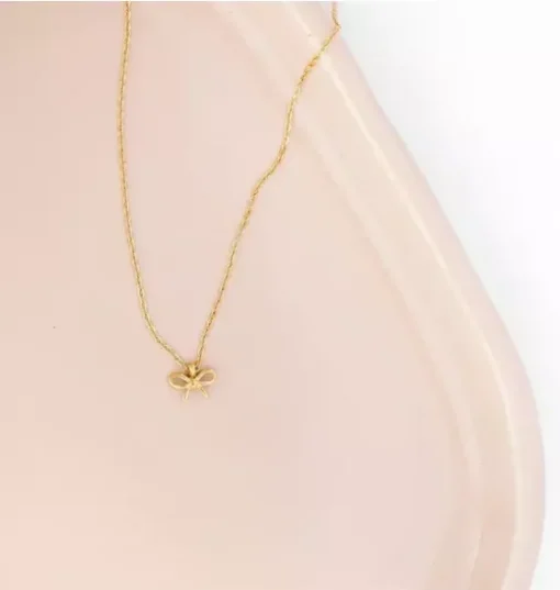 Bow Pendant Necklace