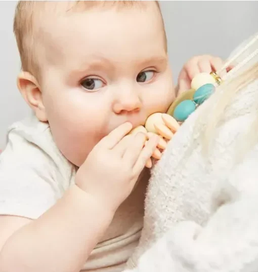 Dewdrop Signature Teething Necklace