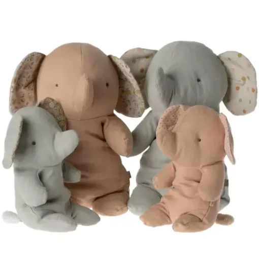 Elephant, Medium - Rose