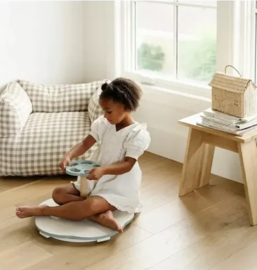 Ivory Sit and Spin