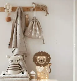 Lion Lamp