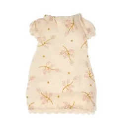 Nightgown, Big Sister