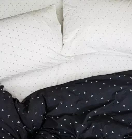 Organic Cosmic Triangles Duvet Cover