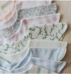 Picnic Gingham Winglet Bib - Pink