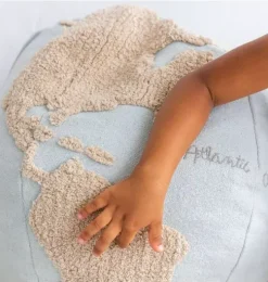 Pouf World Map
