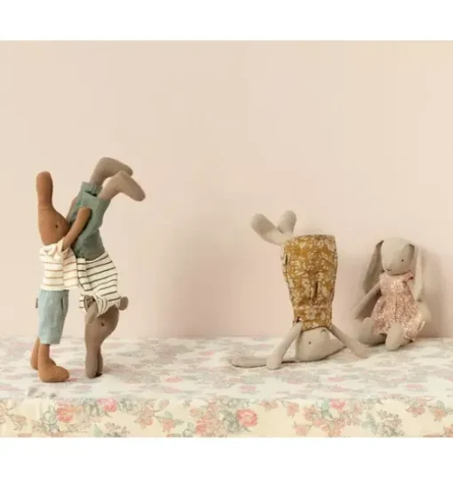 Rabbit Size 2, Brown