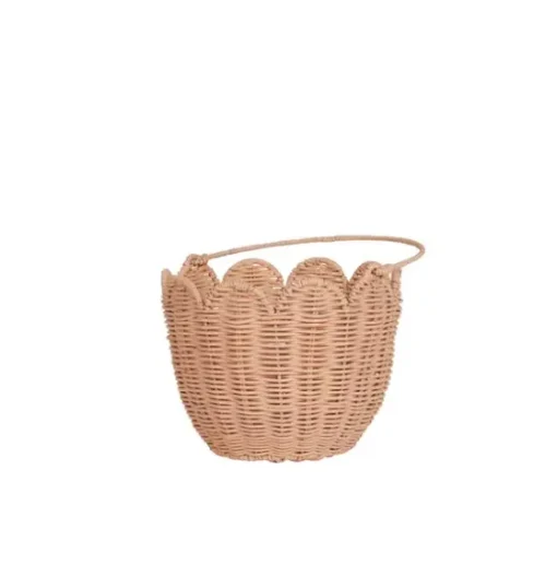Rattan Tulip Carry Basket - Seashell Pink
