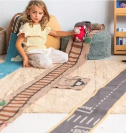 Ride & Roll Train