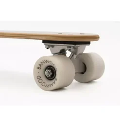 Skateboard White