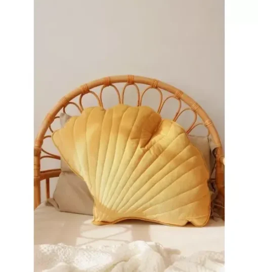 Velvet “Honey” Ginkgo Leaf Pillow