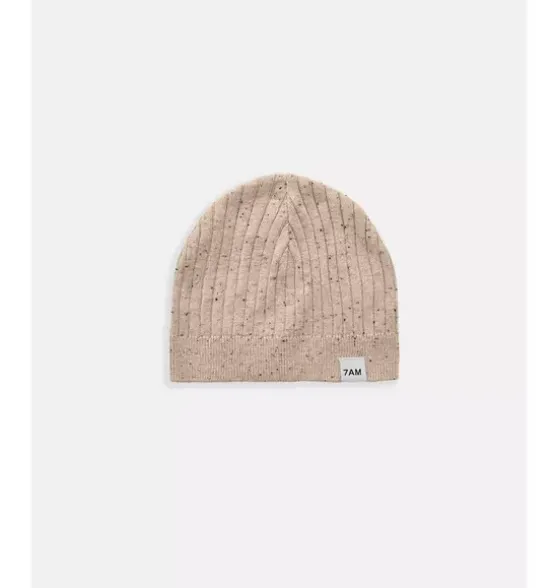 Beanie - Hug Me
