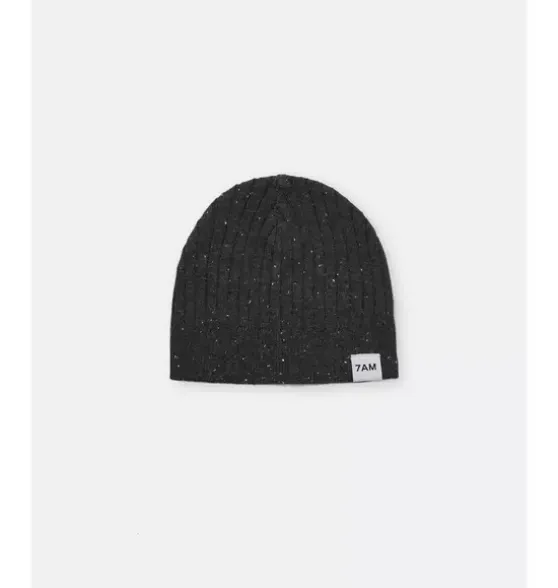 Beanie - Hug Me
