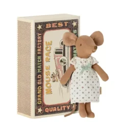 Big Sister Mouse in Box - Nightgown
