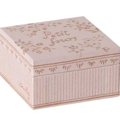 Cakes and cakestand, Mini