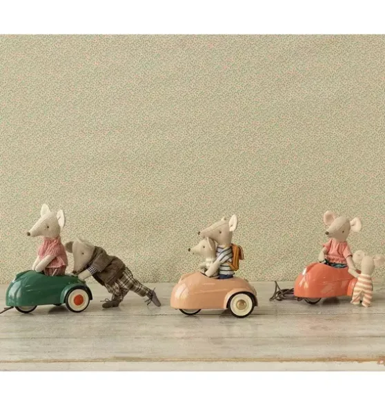 Car, Mouse - Coral
