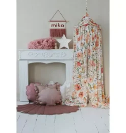 &ldquo;Flower power&rdquo; Canopy
