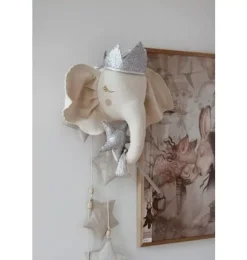 &ldquo;Silver Sequins&rdquo; Crown