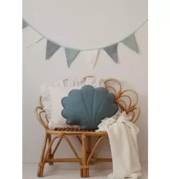 Linen &ldquo;Eye of the Sea&rdquo; Shell Pillow