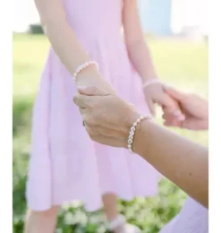 Mama & Mini Pearl Bracelet Gift Set