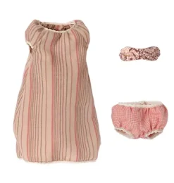 Medium Mouse in Nightgown