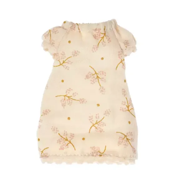 Nightgown, Big Sister