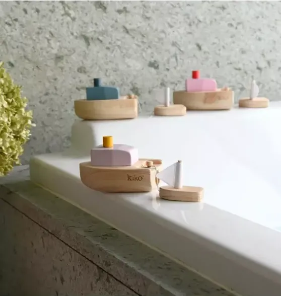 Ofune Wind-Up Wooden Boat - Blue