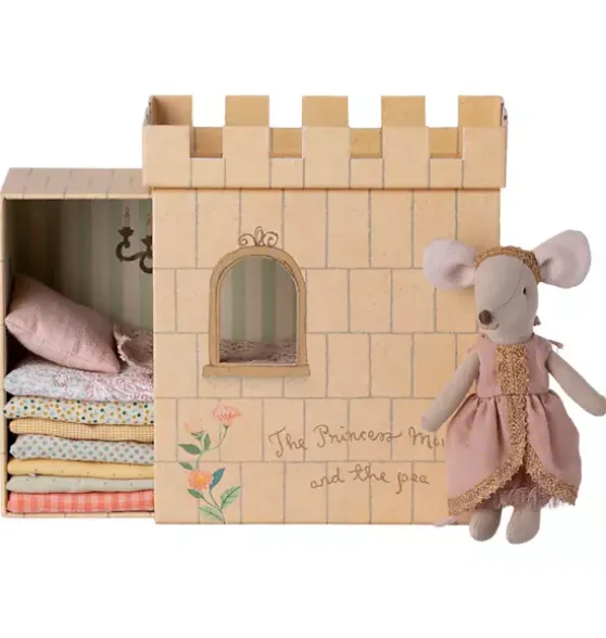 Princess and the Pea Mouse, Big Sister