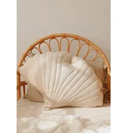 Velvet &ldquo;Cream&rdquo; Ginkgo Leaf Pillow